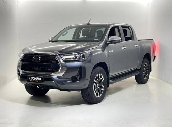 TOYOTA HILUX 2.8 D-4D TURBO DIESEL CD SRX 4X4 AUTOMÁTICO